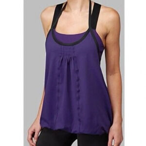 Lululemon Awareness Tank Top Womens 4 Purple Built in Bra Logo Strap Halter EUC